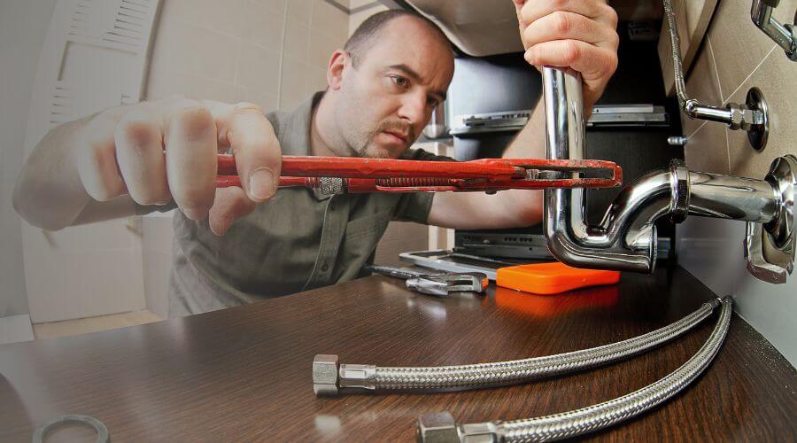 Local tankless water heater installation in West Burlington, IA